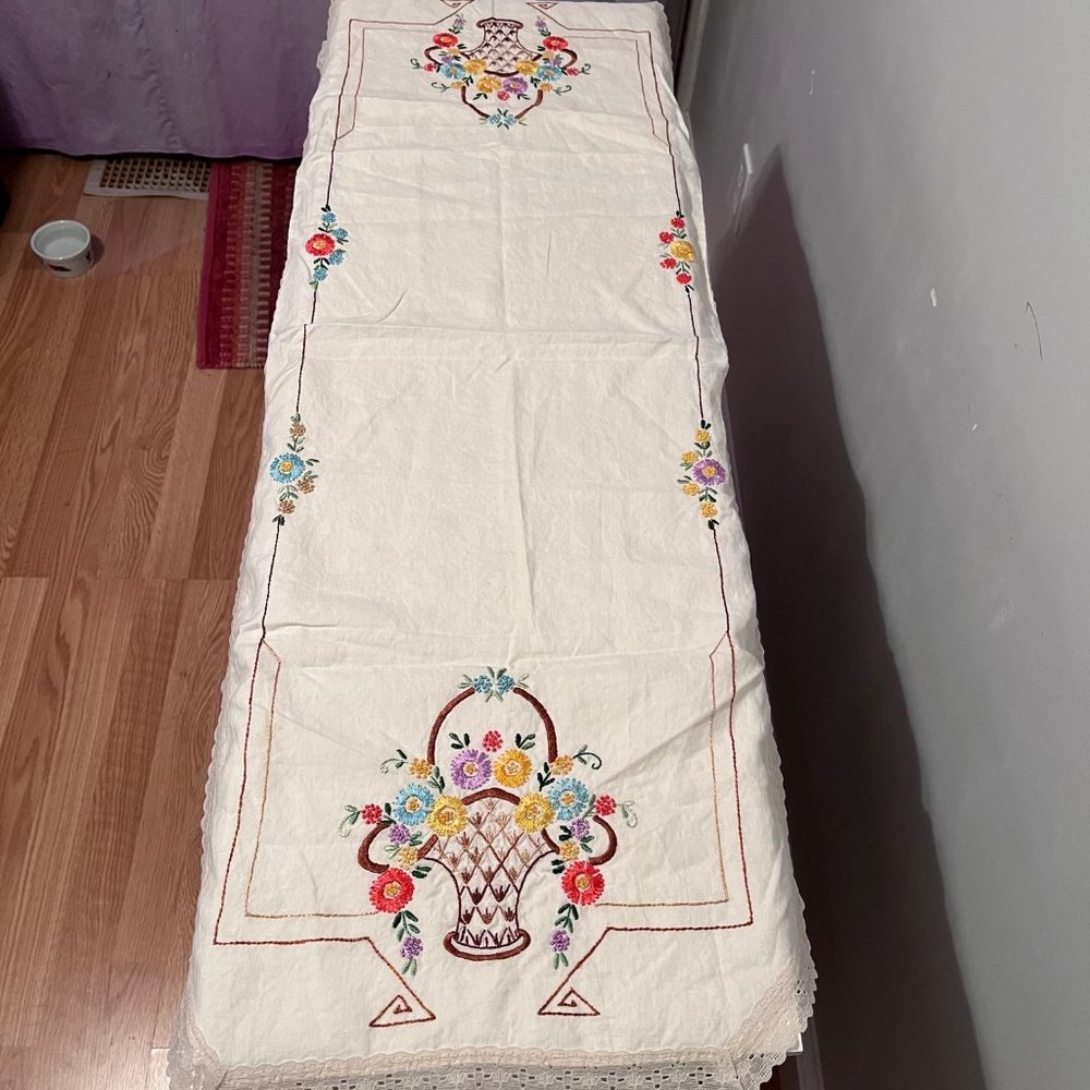 Vintage Hand Embroidered Table Runner Basket of Flowers Design